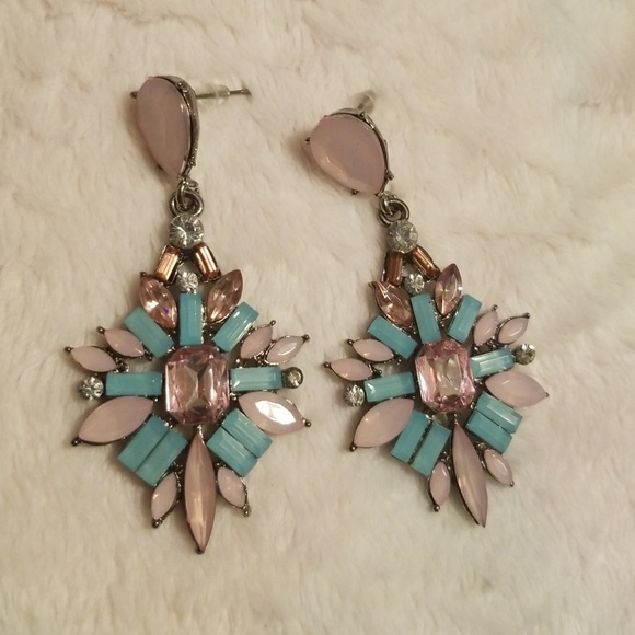 Royalty fashion jewelry Jewelry - 2 for $13 Statement earrings